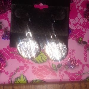 Earrings Dangle Hearts💕